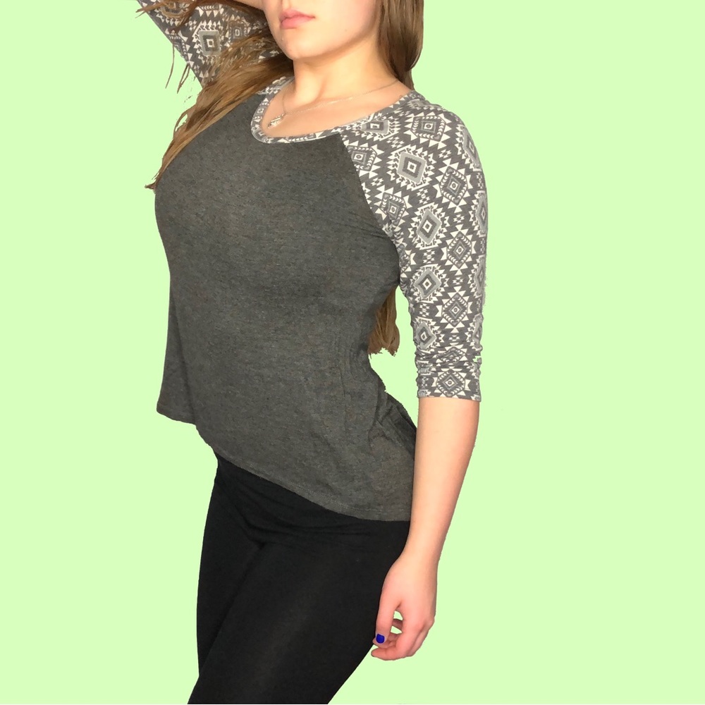 THREADS Studio Aztec Baseball Tunic Hi-Lo Tee - Picture 3 of 9